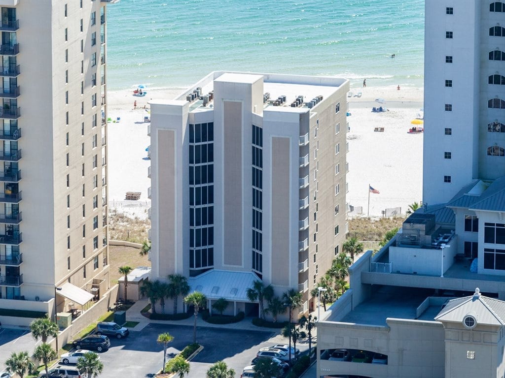 Four Winds condos in Orange Beach