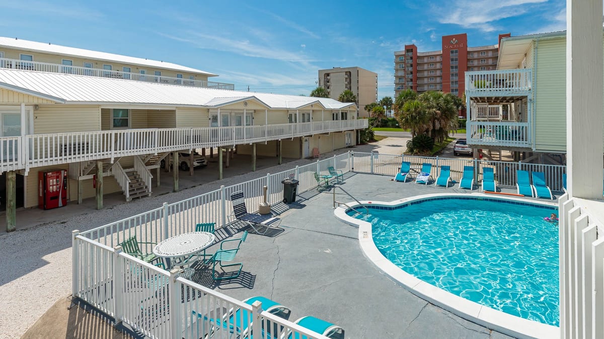 Moonraker condos in Gulf Shores