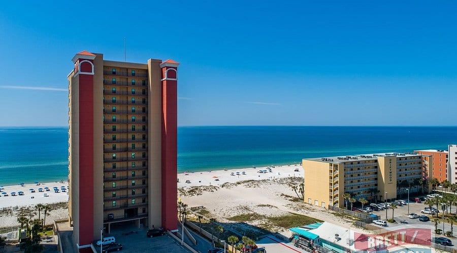 Phoenix All Suites West condos in Gulf Shores