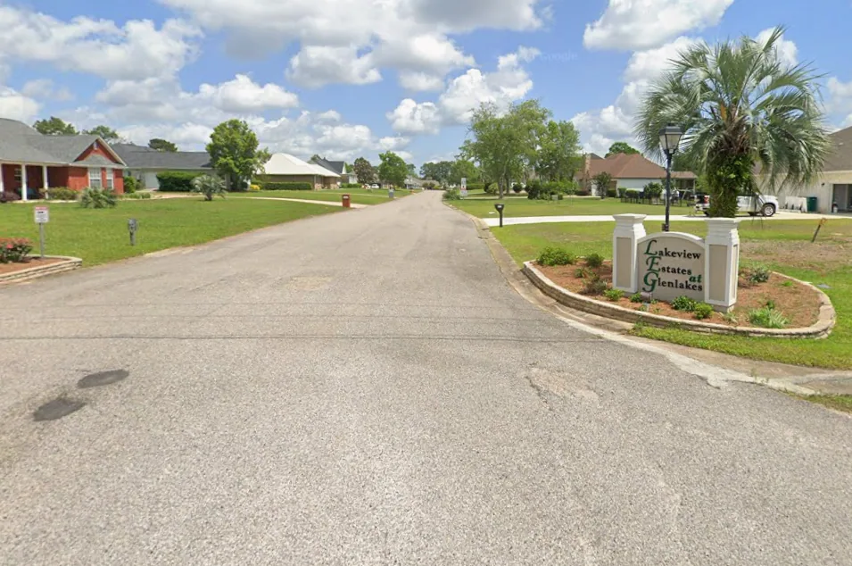 Lakeview Estates neighborhood in Foley