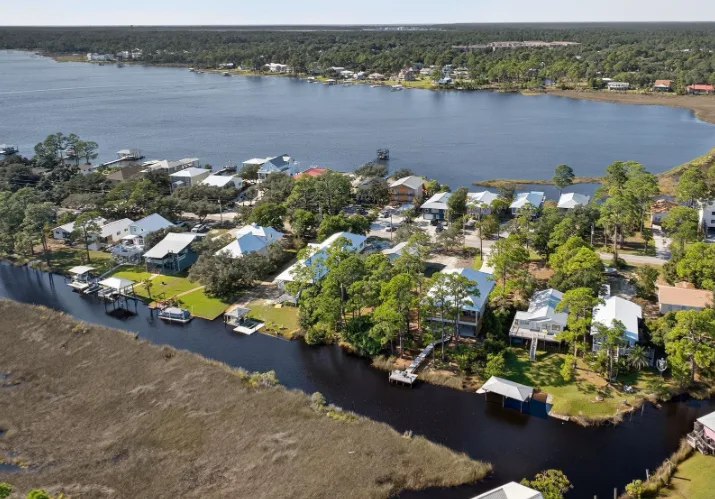 Gulf Woods neighborhood in Gulf Shores